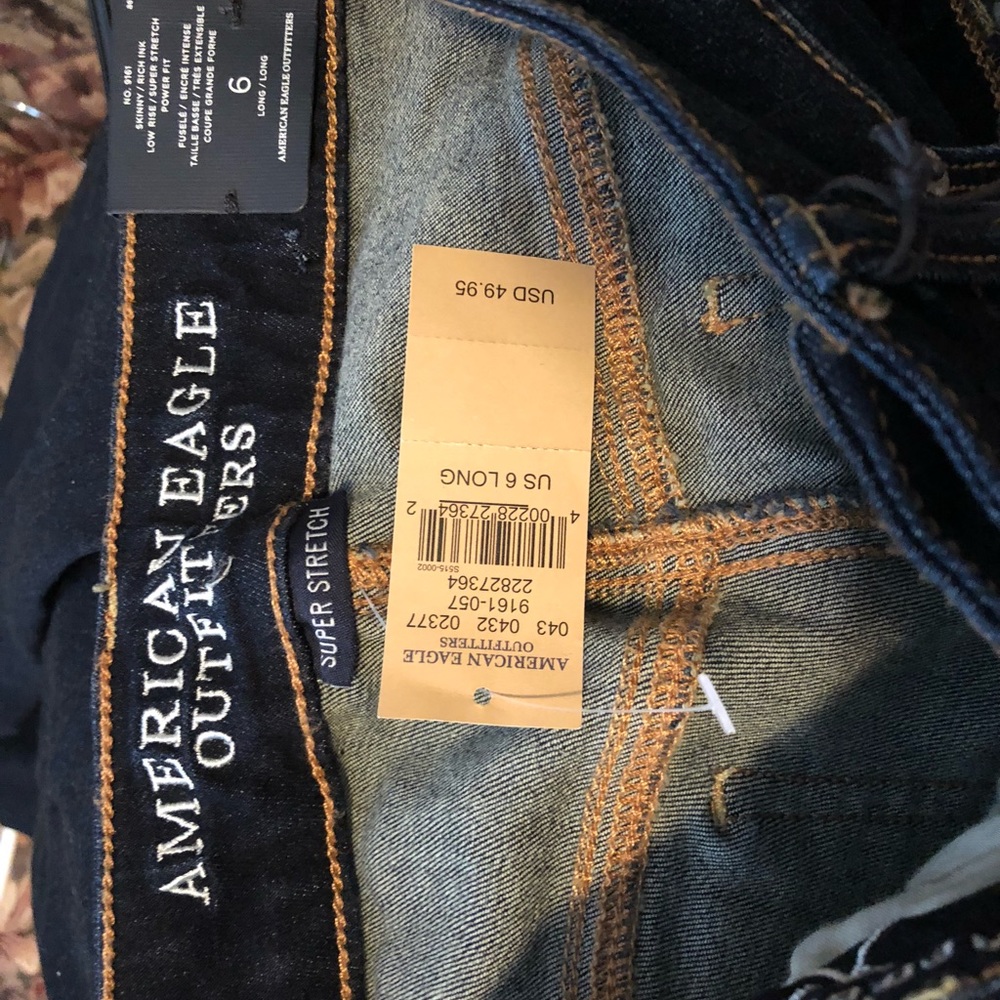MISSES AMERICAN EAGLE SKINNY JEANS SIZE 6 L. NWT - Picture 5 of 5
